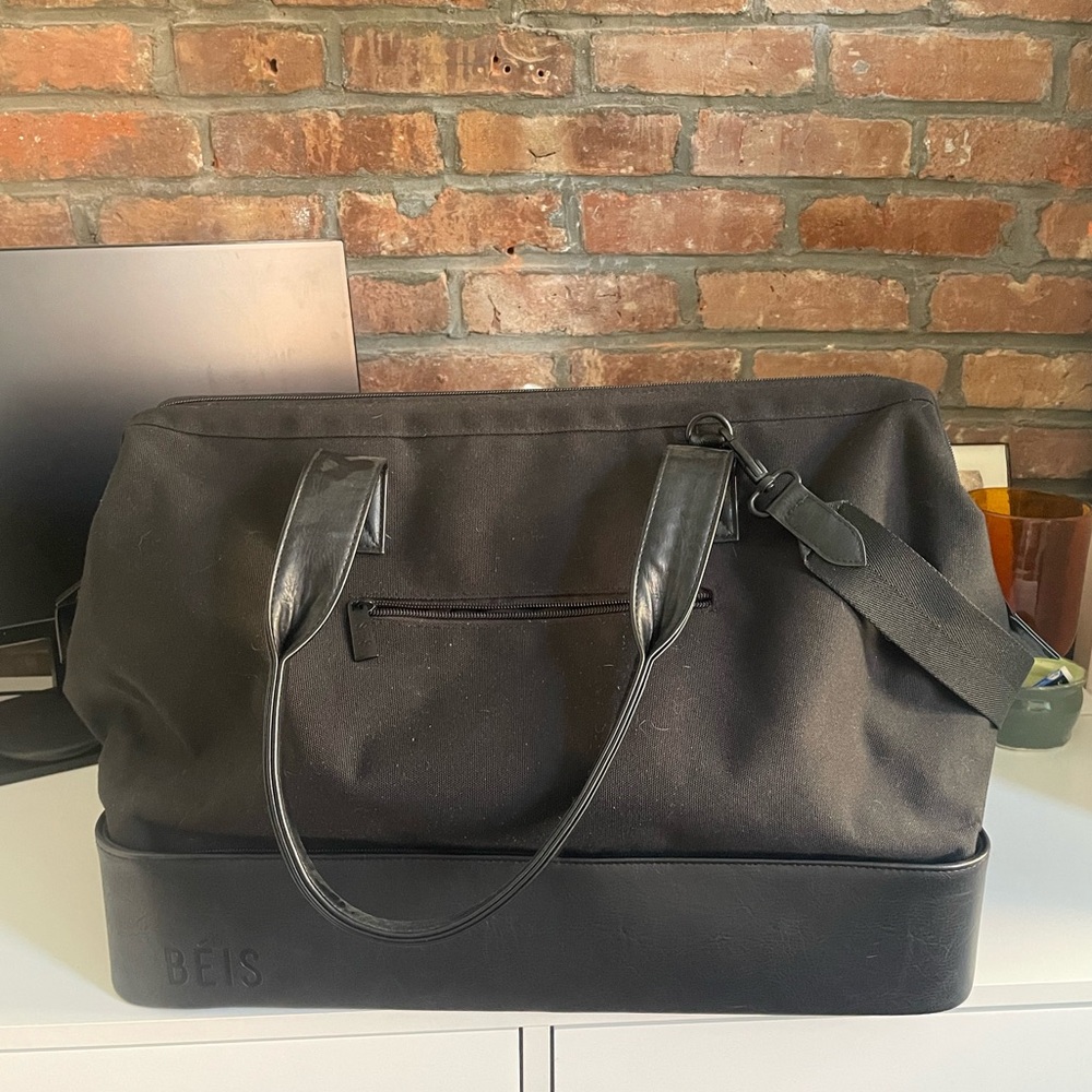 Beis Weekender bag